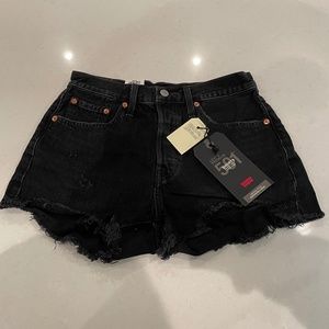 New With Tags: Levi's Women's Premium 501 Original Shorts size 27